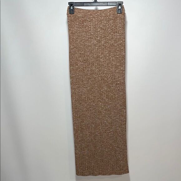 Forever 21 Dresses & Skirts - Forever 21 Tan Ribbed Maxi Skirt Casual
